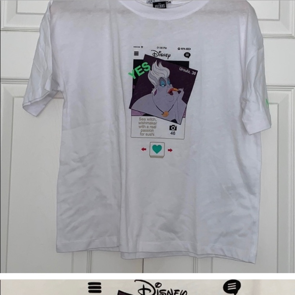 ISO !!!!!

Disney Ursula Graphic T-Shirt